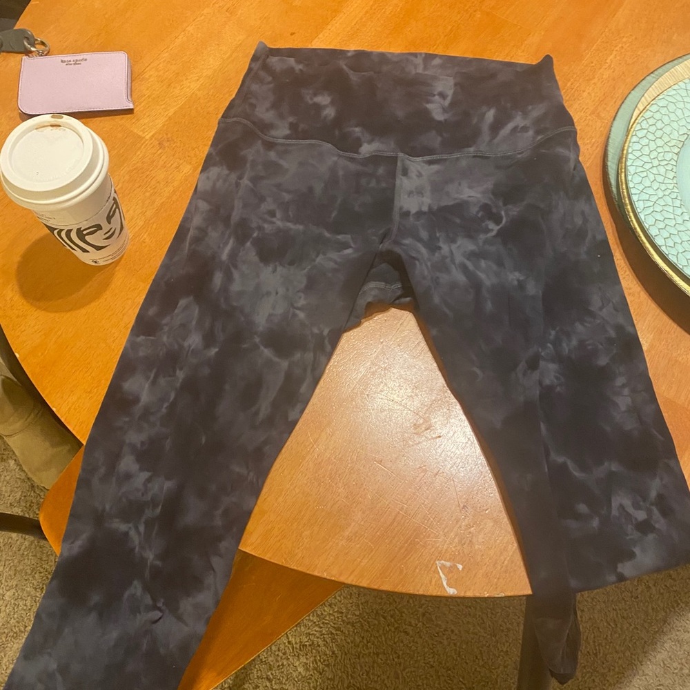 25” lululemon Diamond Dye Align leggings